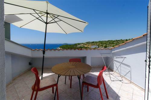 Apartamento Murter-slanica Beach Sea & Sunset View