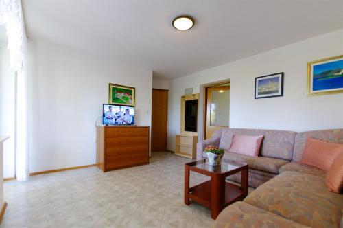 Apartamento Murter-slanica Beach Id 928