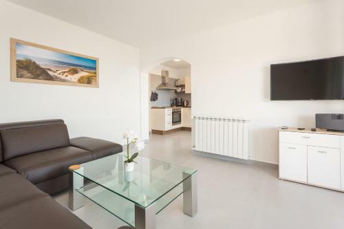 Hostal Bella Vista Apartments