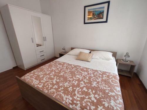 House House Povile