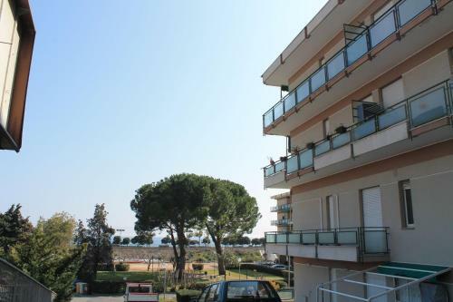 Apartamento [borghetto S] Convenient Location 50m From The Sea