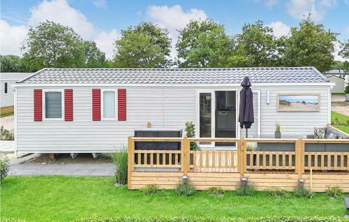 Nice Home In In De Bongerd With 3 Bedrooms #807