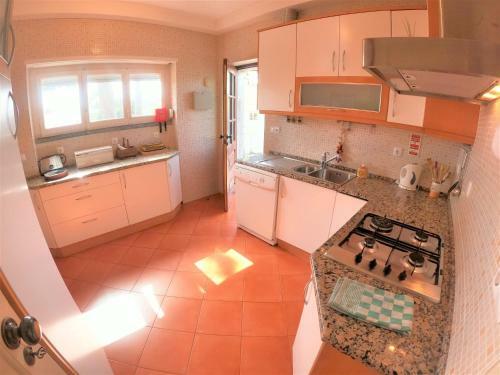 Sintra V4 House With Garden In Colares