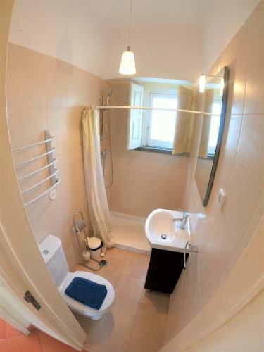 Sintra V4 House With Garden In Colares