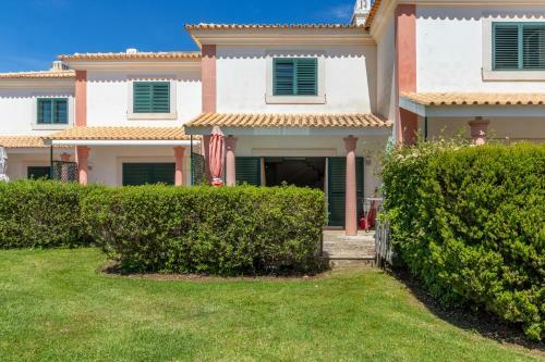 Lovely Villa In Vila Bicuda Cascais Resort II