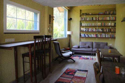 Bed & Breakfast Comfy Apart Surrounded By Nature In Kusadasi