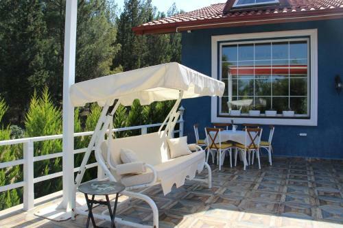 Bed & Breakfast Comfy Apart Surrounded By Nature In Kusadasi