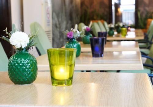 Hotel M?ra Otel Alsancak