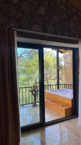 Hotel �and?r Resort Restaurant