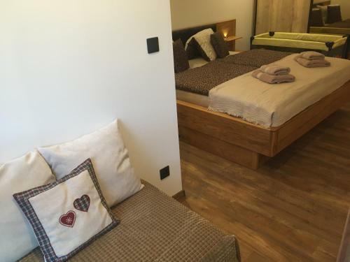 Aparthotel Apartm�n S V�h?adom Na ?t�ty Ovru? 312