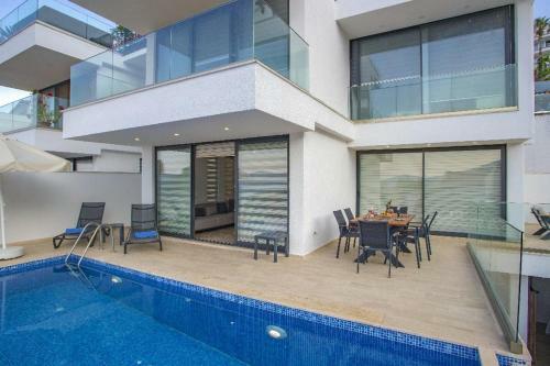 Villa Soft 8 Havuzlu Villa Apart