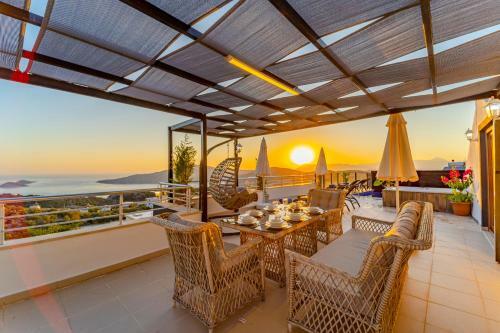 Havuz Olana?? Sunan Deniz Manzaral? Rahat Villa