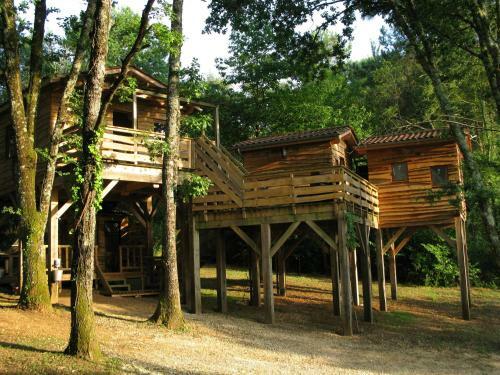 Les Cabanes Du Tertre