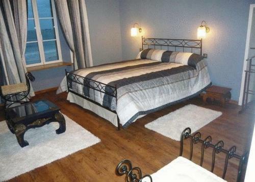 Hostal La Cameline