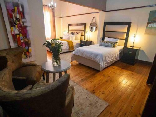 Hostal 74 On Retief Guesthouse