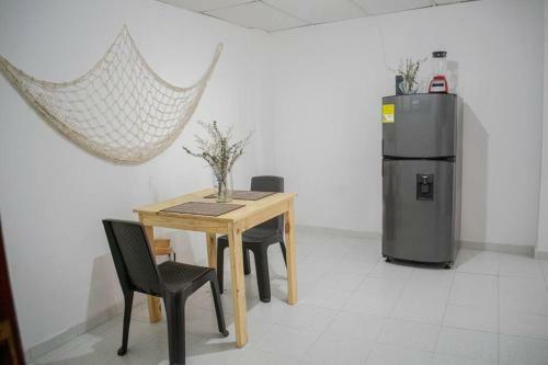 Apartamento A UNA Cuadra De La Playa Parque De Los Novios Centro