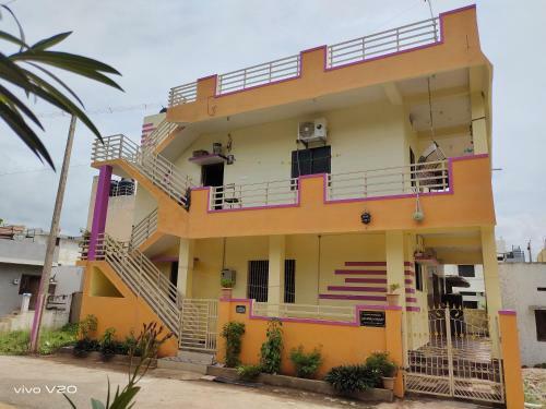 Bed & Breakfast Sakshi Homestay