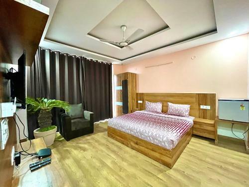 Hostal 16bhk Entire Villa For Function And Marriage