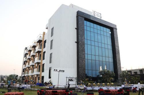 Hotel Skyline Club & Resorts