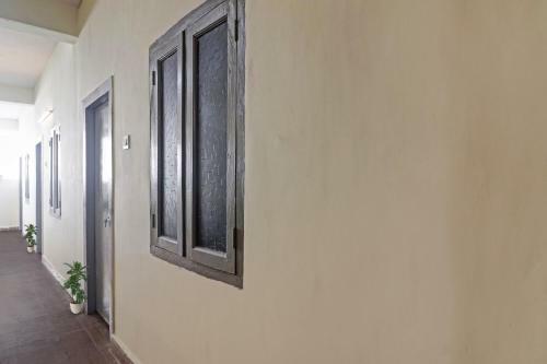 Oyo 91582 Hotel Lavish Stay