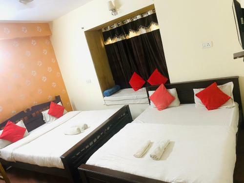 Hotel Couple House