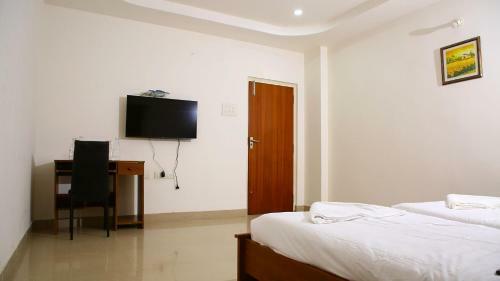 Hotel White Fern Stays