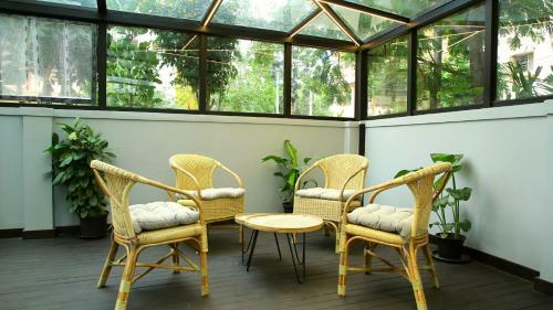 Hotel White Fern Stays