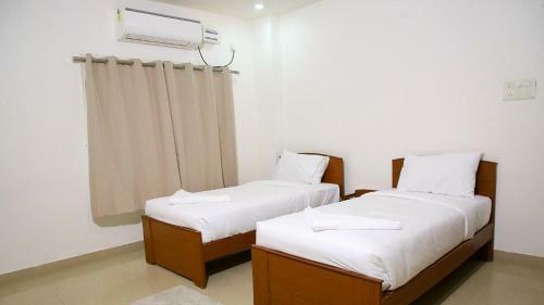 Hotel White Fern Stays