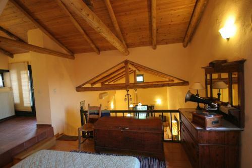 Hostal Agathes Traditional Houses