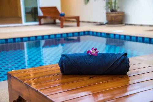 Villa Avec Piscine � Rawa�