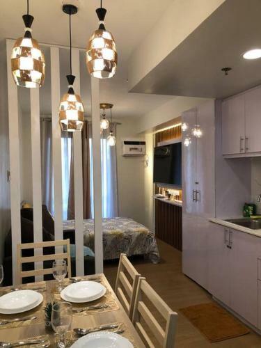 Apartamento Stayplus Tagaytay Lux Modern Rustic Suite +parking
