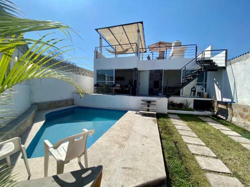 Hermosa Casa Con Alberca Y Vista Al Lago