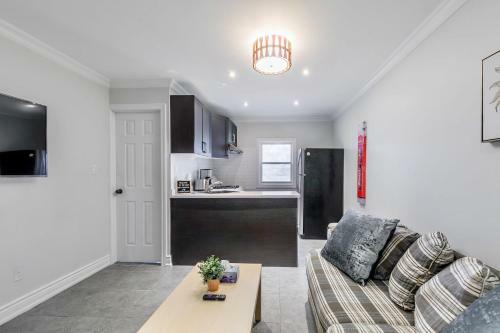 Apartamento Bright And Modern - 3br Triplex Apt - Near Trinity Bellwoods