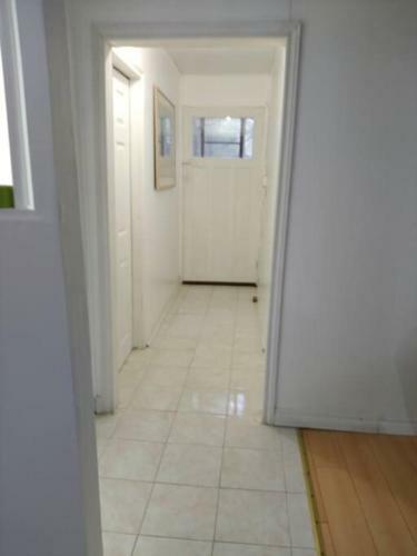 Cheerful Beautiful Cottage 3 Bedroon