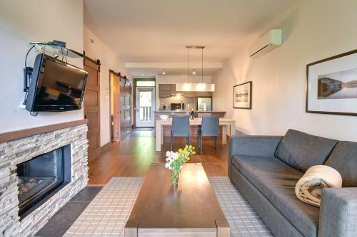 Apartamento Quiet Condo On Ground Floor Steps To The Lake