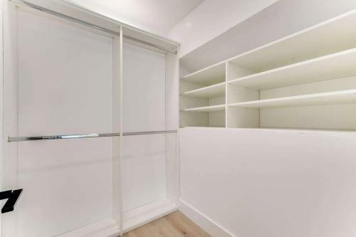 Malibu Sunset Getaway