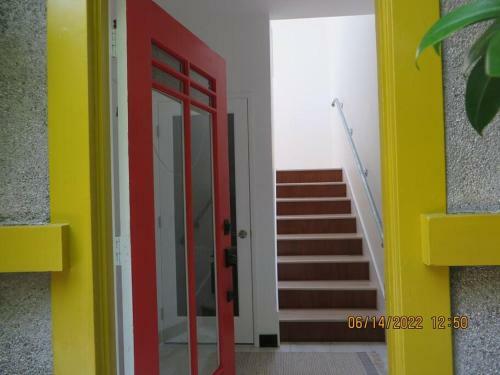 Cool Pad 2 Electric Car Garage Beach Central 8 Ok