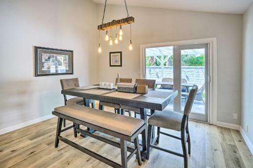 Orange County Abode With Fire Pit And Backyard!