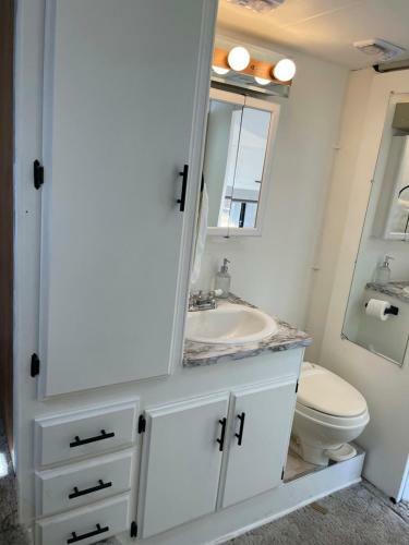 Rv2 Stunning Rv Private Netflix Freeparking