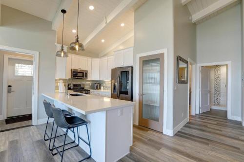 Salty Sister 2bdrm Condo Suite B4 6