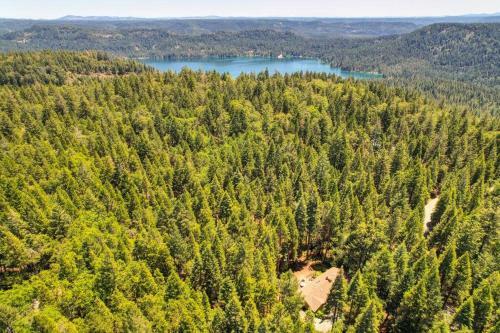 Harmony Ridge Ranch Nestled On A Secluded 6 Acres