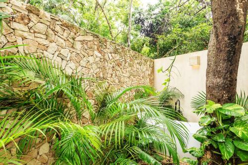 Luxury Stay With Private Pool, Mins To Beach Hotspots