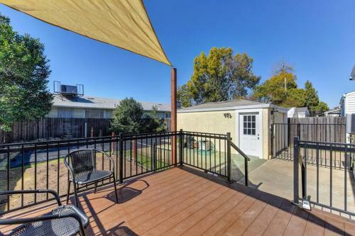 Artsy 2br Home 5 Min From Ucd Med Ctr & Sac State