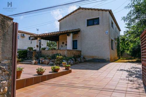Jordi & Pilar's House