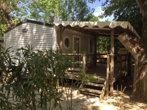 Camping Les Fougui�res