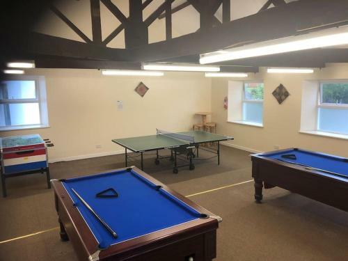 Apartamento Lovely Lodge Sleeps 8 Private Hot Tub Plus Shared Pools
