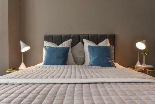 Modern Gf Apartment With Parking Just 6-min From City