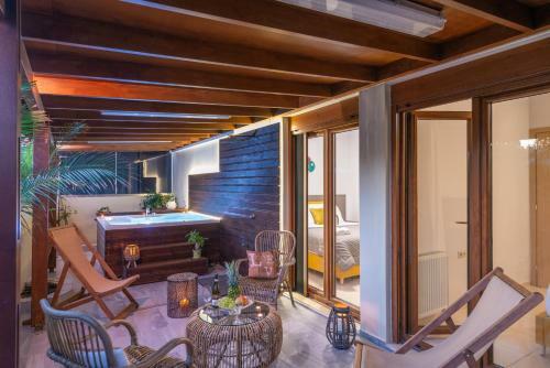 H Experience Seaside Luxury Boutique Apartment