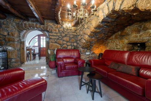 Stone Lady Holiday Home
