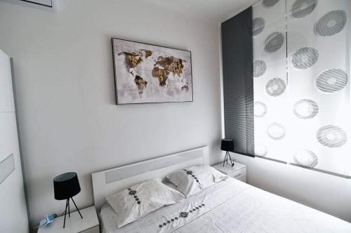 Apartment Pink 1